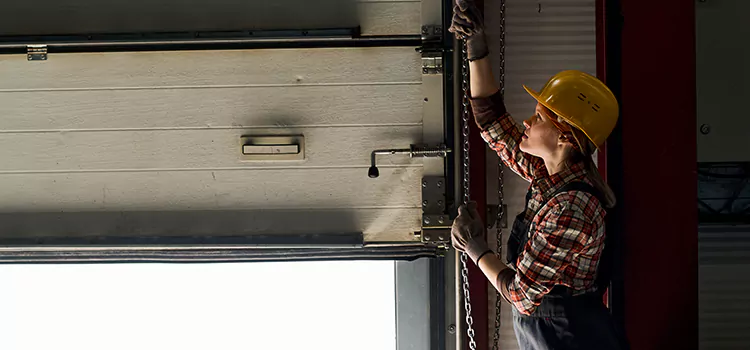 Addressing Common Garage Door Stoppage Issues in Toledo, OH